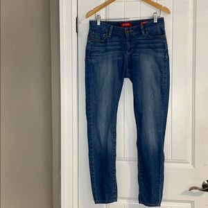 GUESS Sienna Curvy Fit Jeans